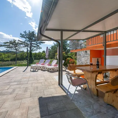 Lägenhet Haus Orange Familienfreundliche Lage Mit Pool Labin (Istria)